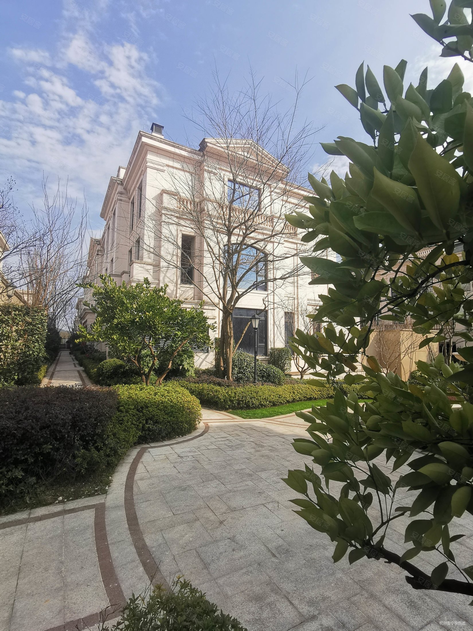 绿城富春玫瑰园别墅