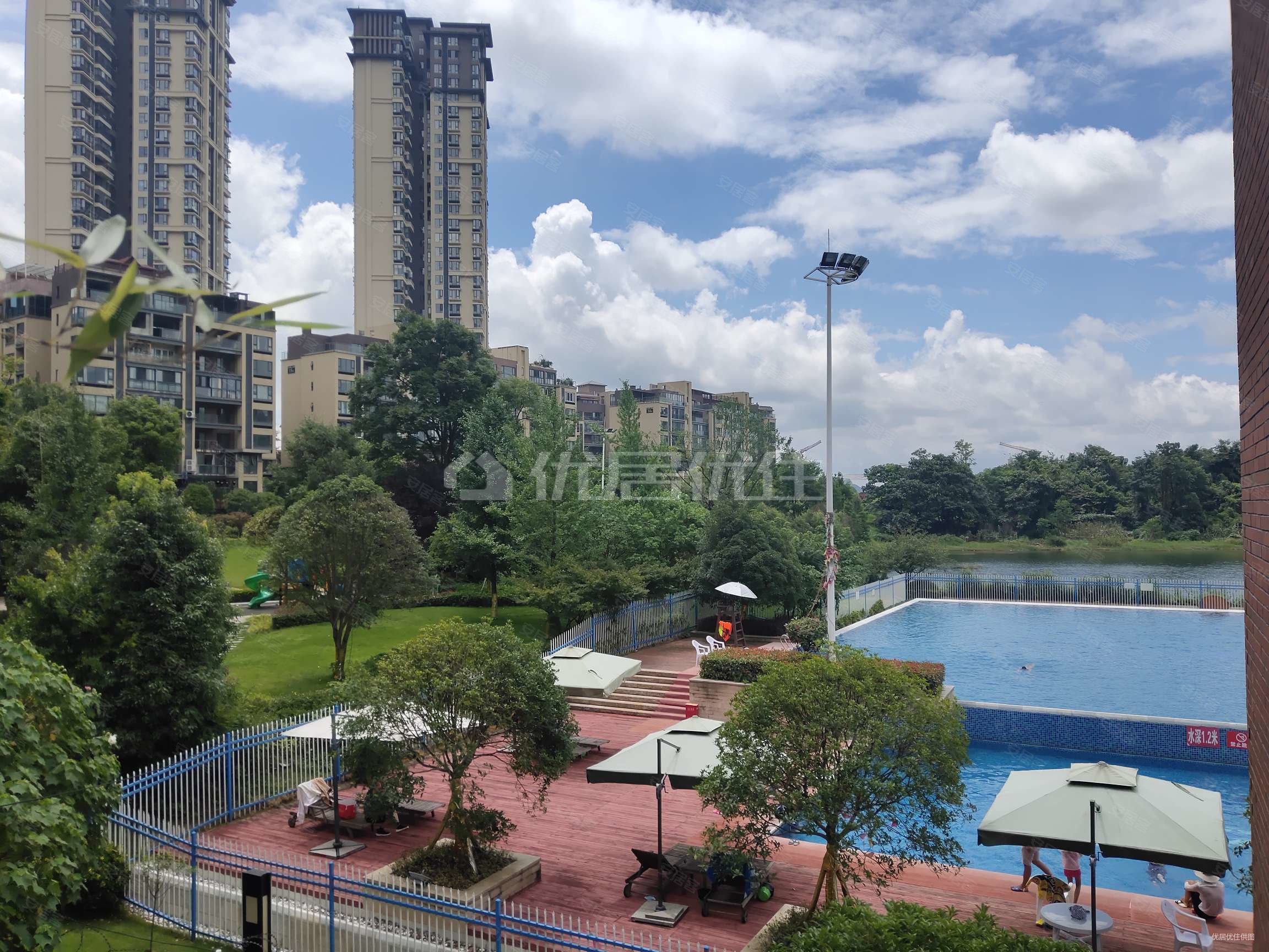 随时看房,保利溪湖(三期)二手房,131万,4室2厅,2卫,135平米-贵阳安居