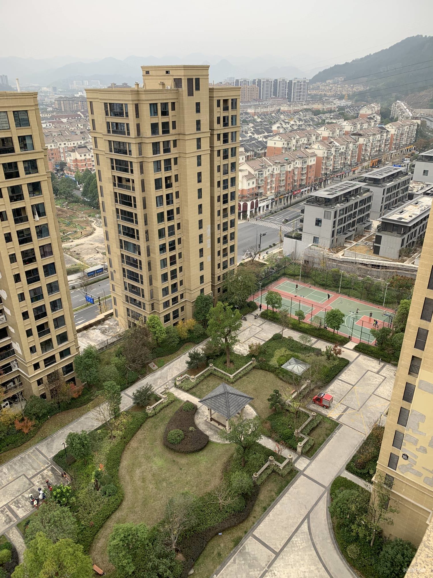 城中府3室2厅2卫87.18㎡南北141万