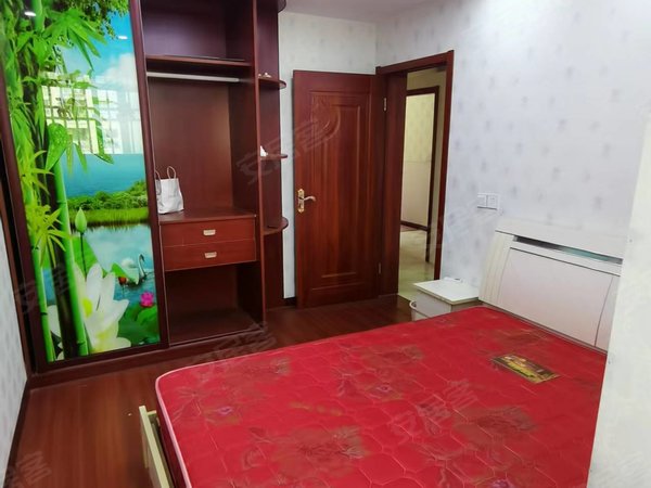 镇江京口京口吾悦广场银湖花园银湖花园 3室2厅2卫 电梯房 精装修 南北通透出租房源真实图片