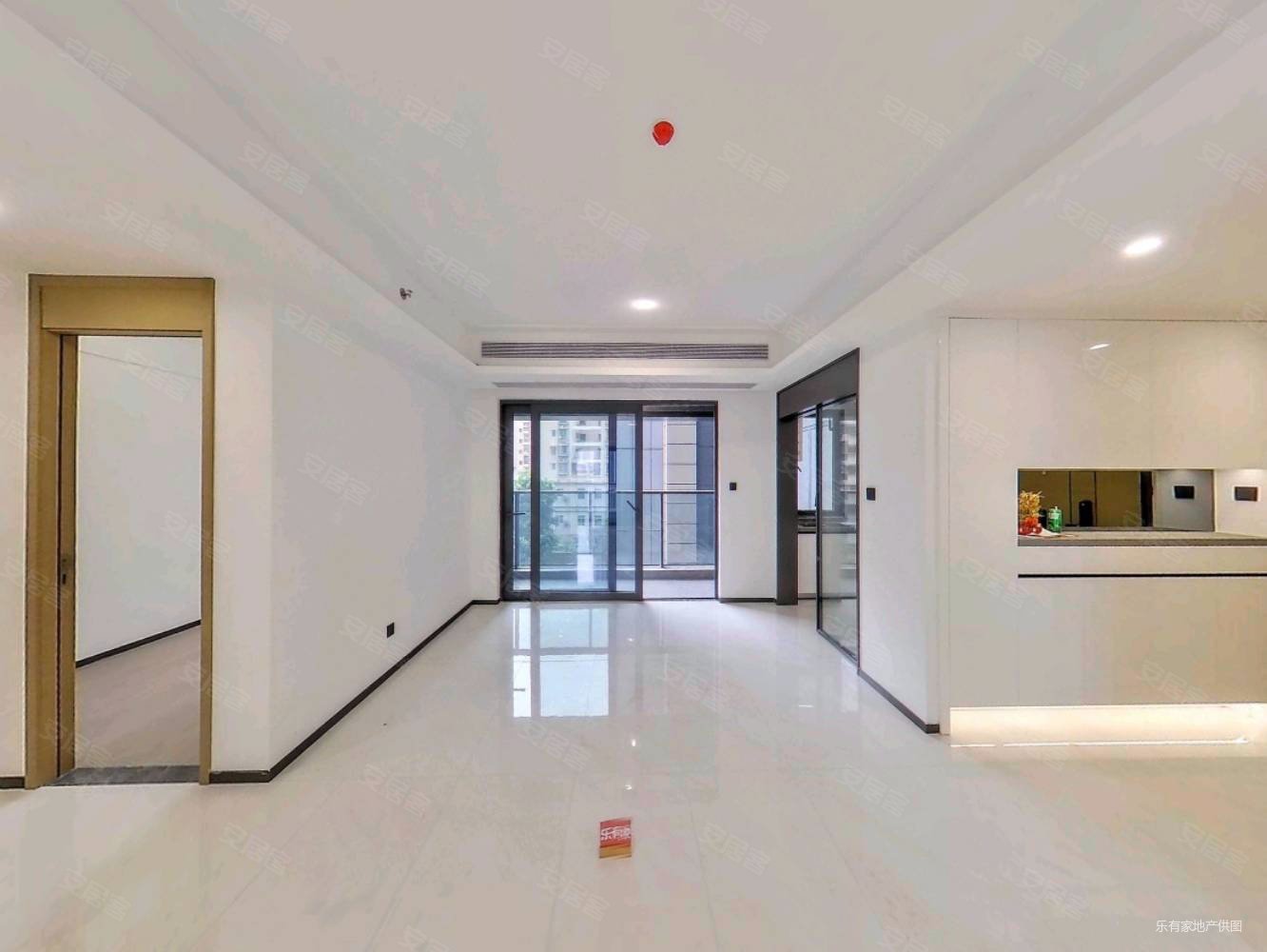 全新未入住,星河天地三期南北通大四房,独门独户看花园,无欠款