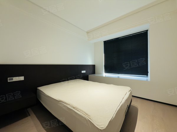 金华东阳横店南江玺南江玺4房3卫豪华现代风装修   奶油风 价格给力家具齐全出租房源真实图片