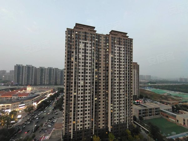 济南槐荫西客站中建锦绣兰庭(二期)弘扬广场旁中建锦绣兰庭中央空调