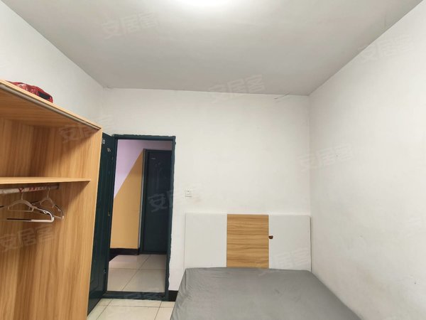 金华婺城婺城江南对家畈世贸广场附近对家畈单间带厨卫450押一付一近万达广场无中介費出租房源真实图片