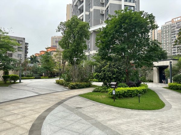 珠海香洲拱北岭秀城壹号近口岸岭秀城壹号两房两厅随时方便看房领包