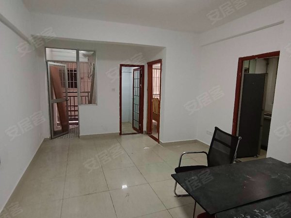 深圳龙华观澜尚品雅居临近富士康北门!尚品雅居两房一厅出租!