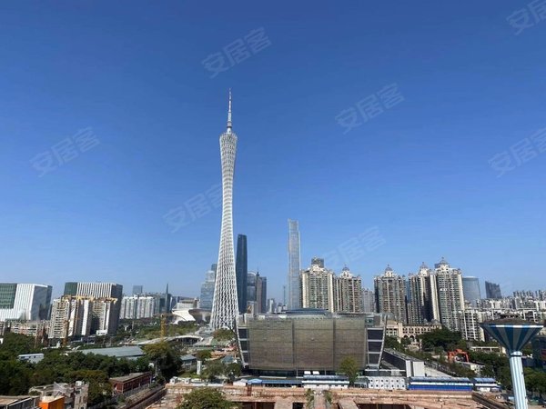 广州海珠广州塔新鸿花园新鸿花园 广州塔300米 顶层复式 景观超赞