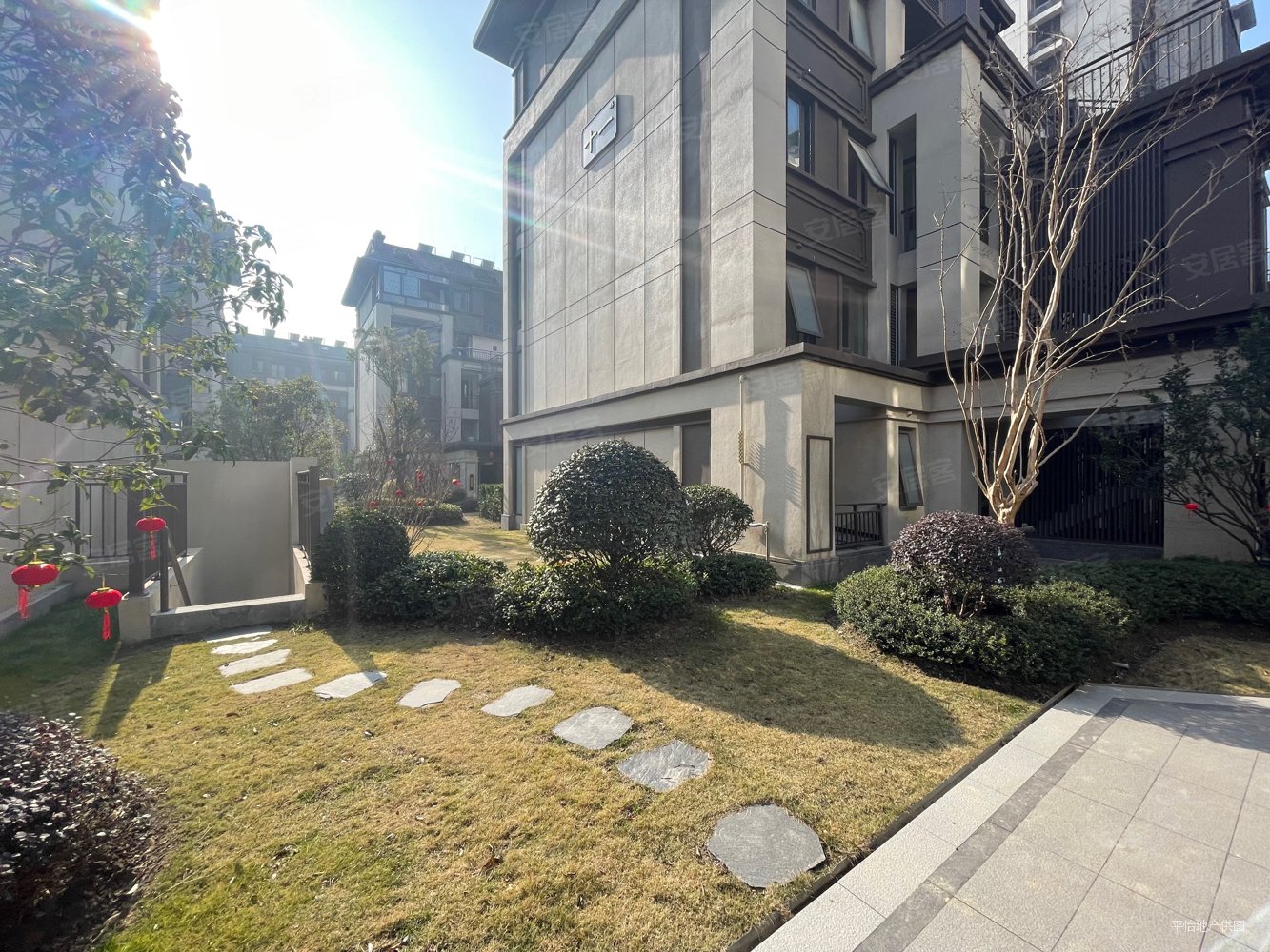 品质下叠豪墅,中式风格,小区环境优雅,叠墅中的天花板,建发云锦湾二手