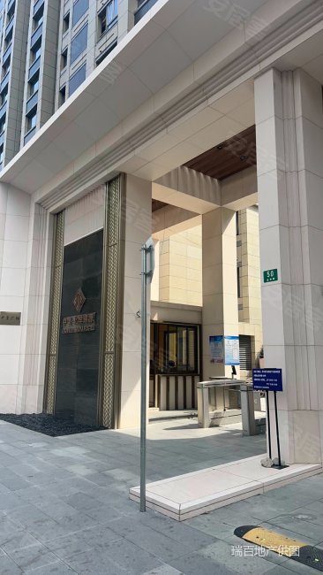 北外滩一手现房,表价出售,保留房源,中皇广场二手房,1200万,3室2厅,2