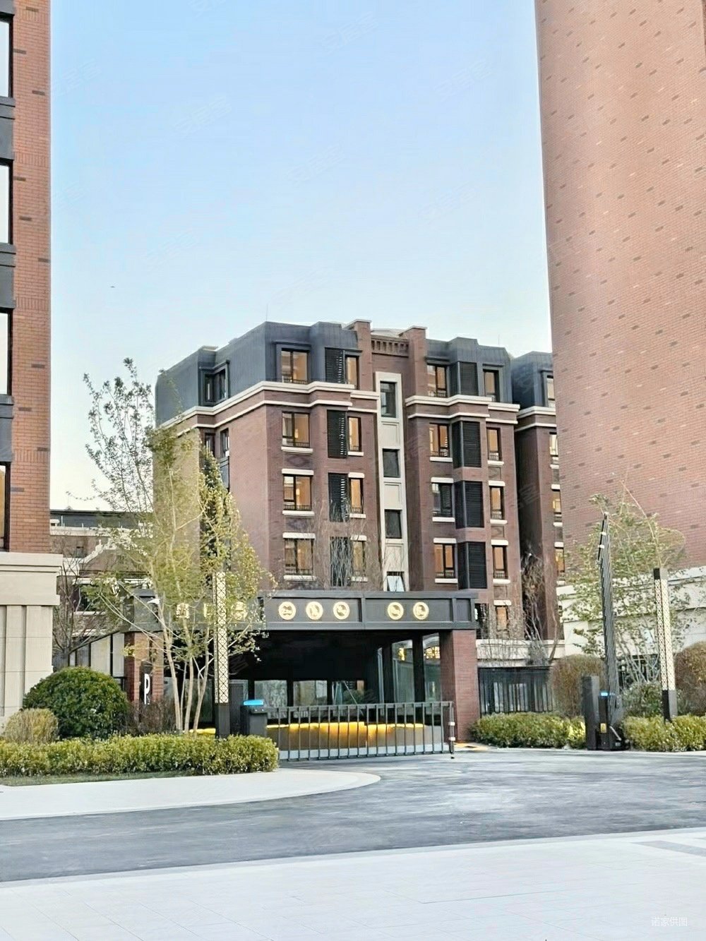 金地艺墅家嘉泽苑3室2厅1卫98.6㎡南北162万