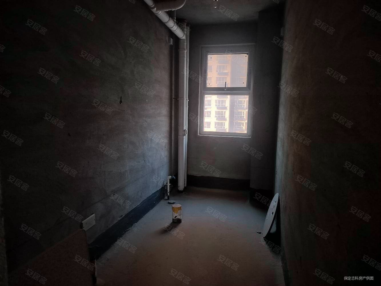 荣联天下城(北区)3室2厅2卫141.1㎡南北86万