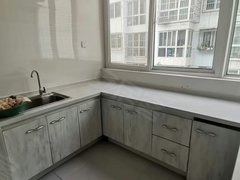 天水秦州秦州城区市中心合作巷 共和巷附近仁和里小区2室2厅 精装空房出租出租房源真实图片