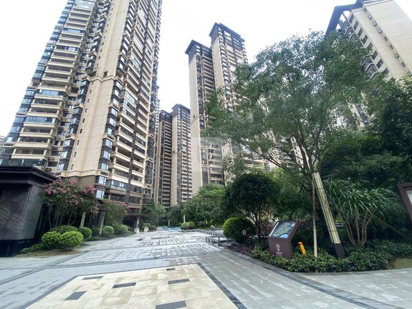 南宁邕宁蒲庙镇大唐盛世三期大唐盛世三期 精装4房 配套齐全 拎包入住