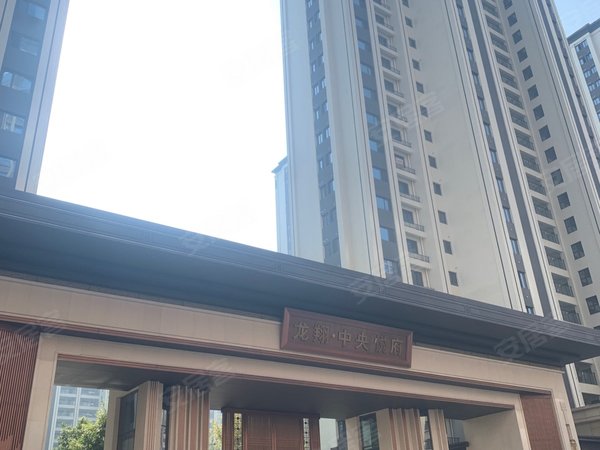 菏泽牡丹万达广场龙翔中央悦府(牡丹区)经典世玺大厦中央悦府婚房出租