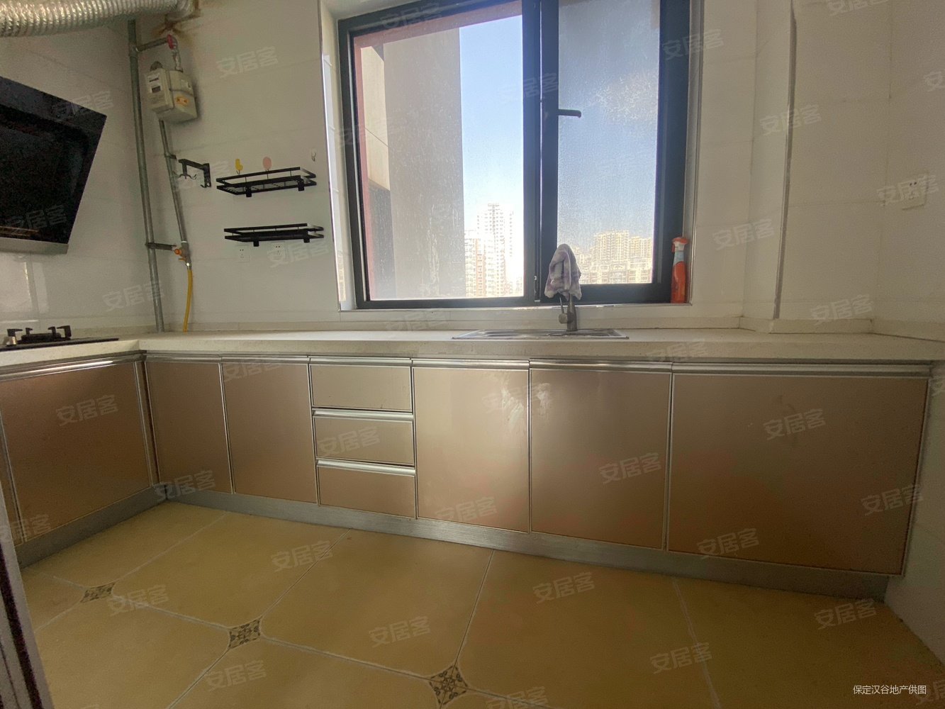 卓正丽景蓝湾(B区)3室2厅1卫115㎡南北109万