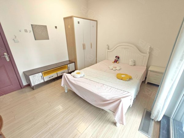 成都高新区大源北辰朗诗南门绿郡