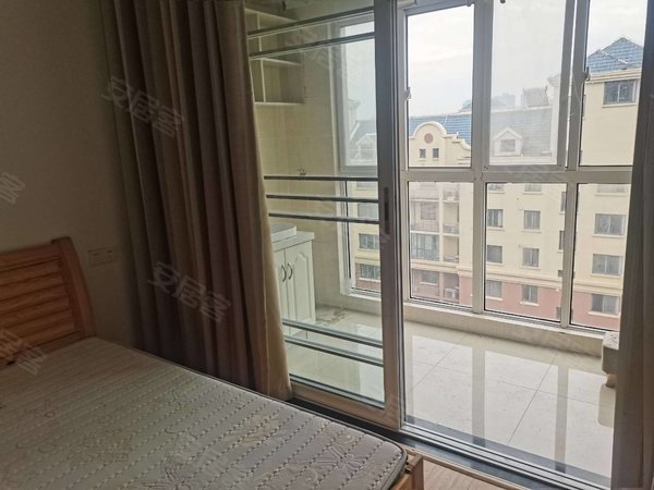连云港海州苏宁广场明珠皇冠花园大润发,苏宁广场明珠皇冠精装,同科