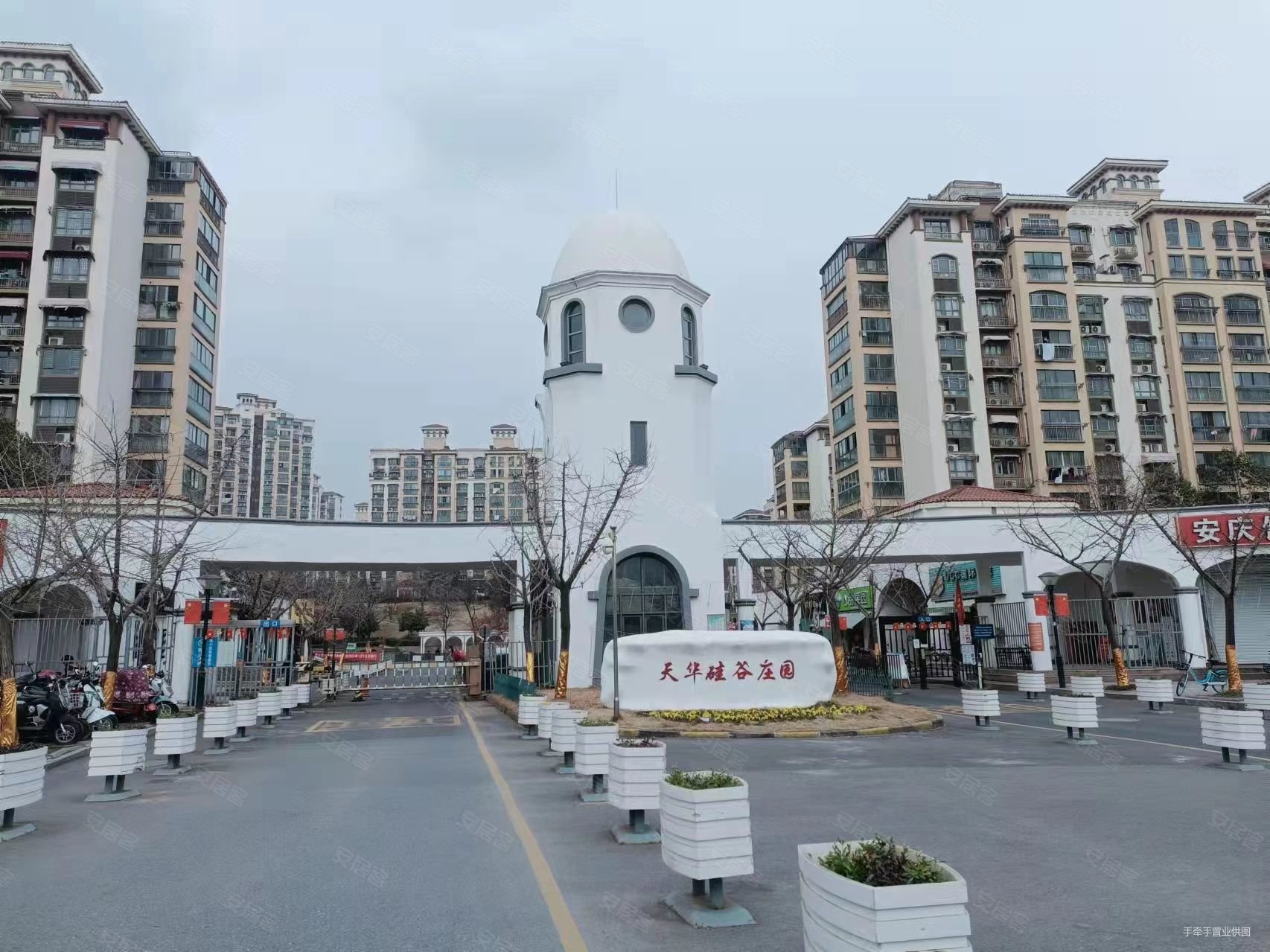 南京房产网>南京二手房>浦口二手房>高新区二手房>天华硅谷庄园>1706