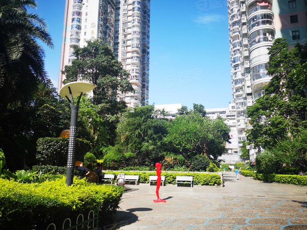 厦门思明鹭江道华侨海景城华侨海景城 4室2厅2卫 电梯房 165平 精装修