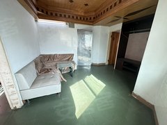 广州海珠江南西燕岗地铁站20米住宅住宅低楼层2房便宜出租了出租房源真实图片