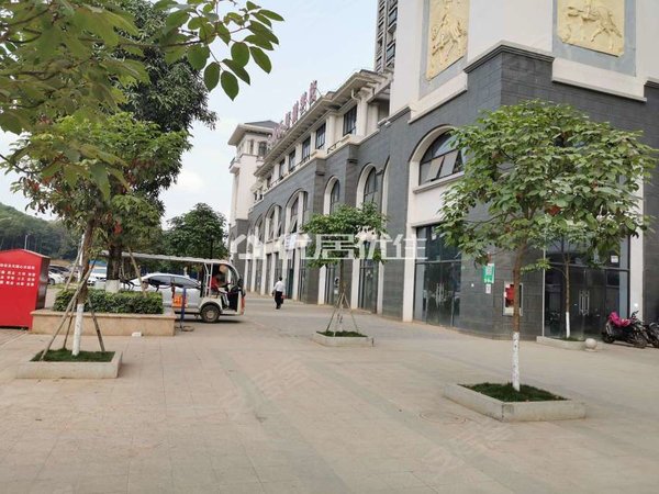 南宁良庆五象大道五象丽景五象丽景 仅租1700一月 精装两房两卫配齐