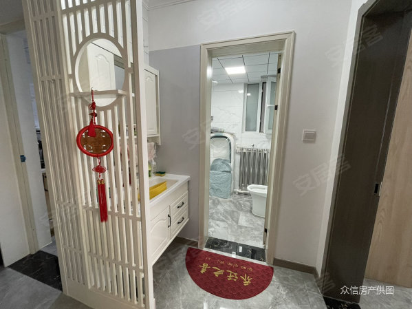 京泰盘龙湾2室2厅1卫83㎡南北51万