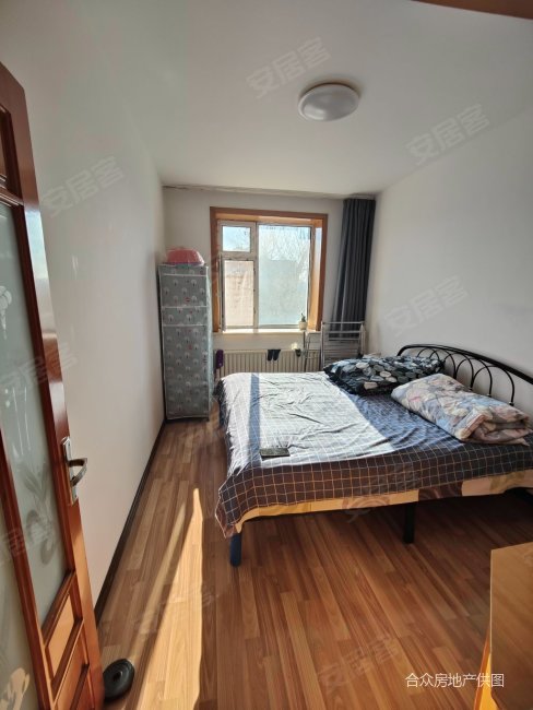 地板价地铁二号线东方嘉园封闭小区南北通透