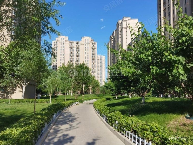 富力惠兰美居(d区)~1居室~观景楼层~环境优美~统一装修