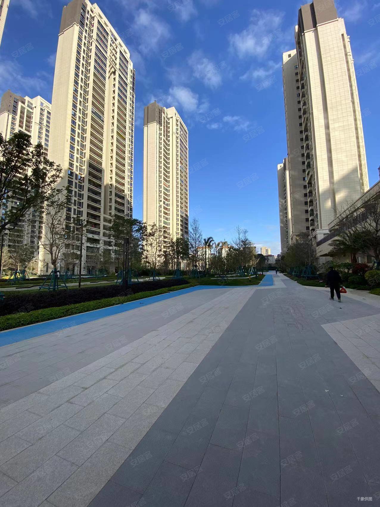 旭辉城精装4房2厅2卫,石狮旭辉城二手房,168万,4室2厅,2卫,128.