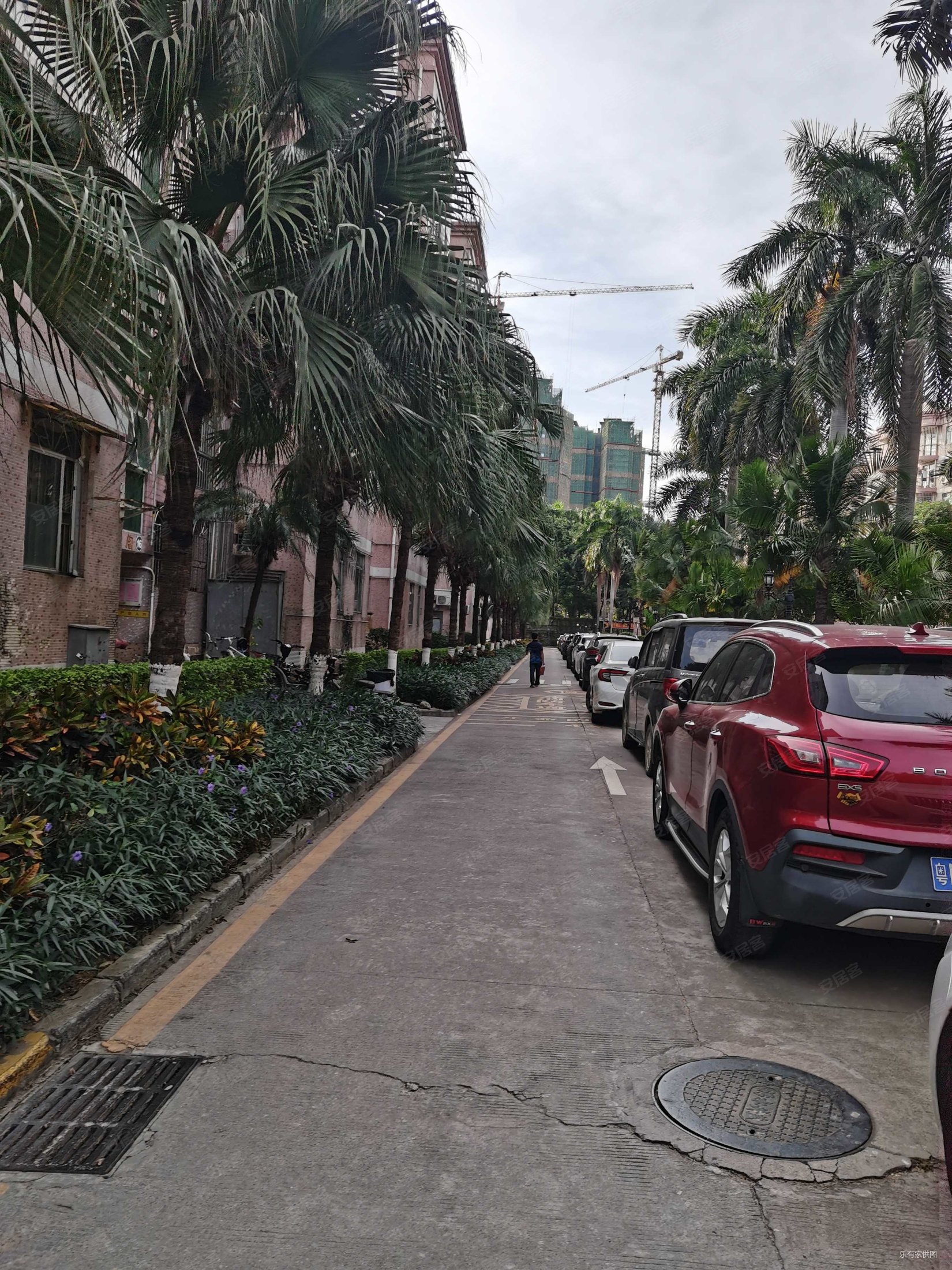 雍景花园楼龄新近医院南北通透小三房