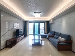 海口龙华世贸东悦府 3房2卫 全屋实木家具 小区环境好 万象城 京华城旁出租房源真实图片