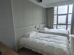 恩施利川南环大道位置集中,交通方便,生活便利,出入方便,租期灵活,可以按天算出租房源真实图片