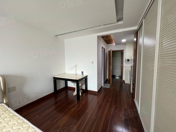 黄龙雅苑朝南一室高楼层采光视野开阔近黄龙体育馆西溪路