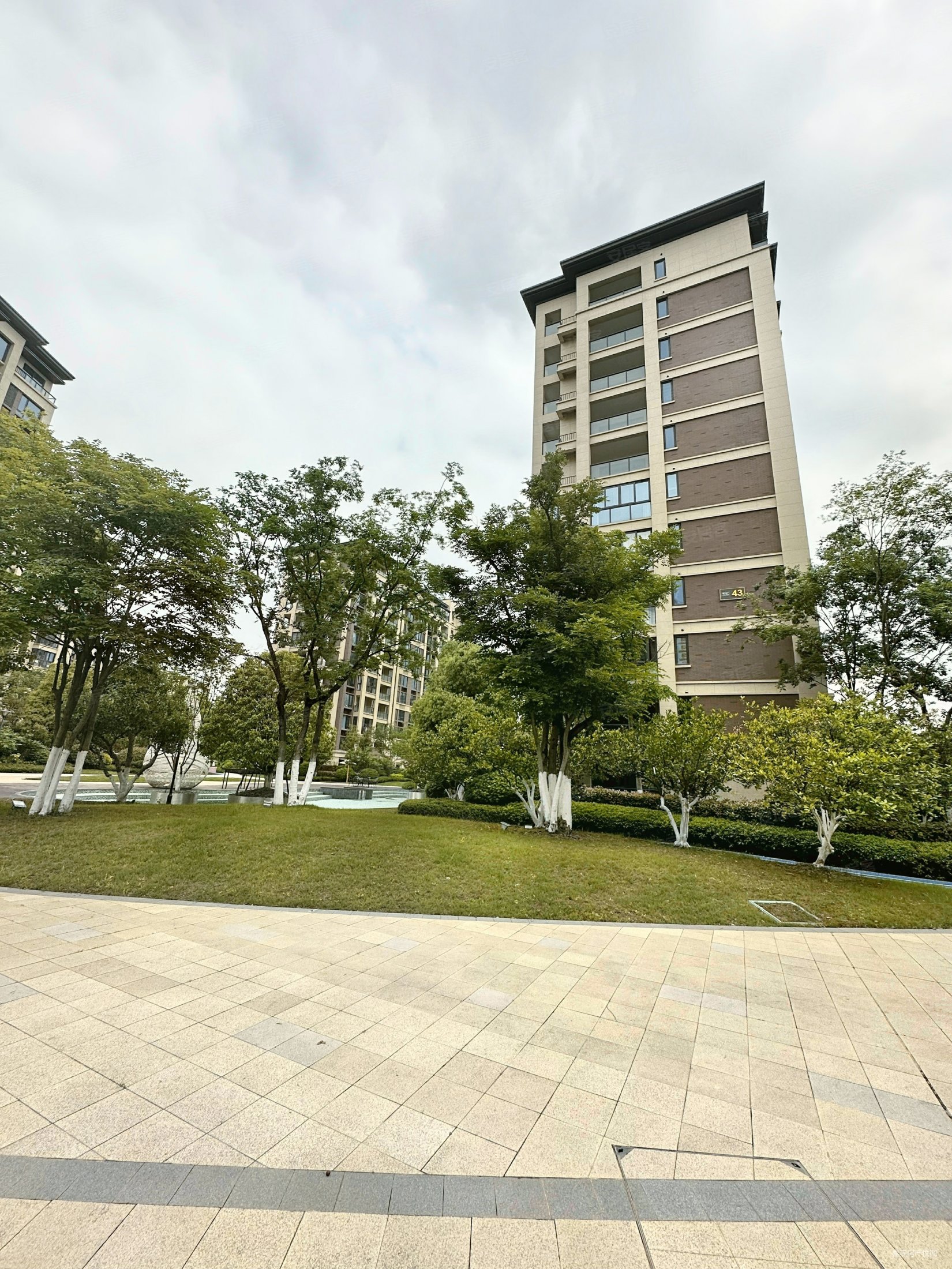 中天珺府(公寓住宅)3室2厅2卫89.55㎡南北173万