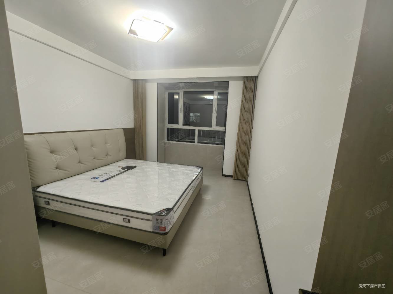 云天小区2室2厅1卫104㎡南北56.8万