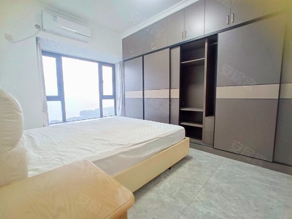 深圳南山科技园纯海岸雅居新出3房,看深圳湾全景,全新配置出租房源