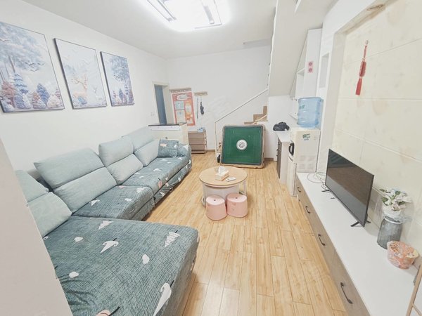 乐山市中老公园白塔街326号院师院人民医院跃层精装3房2空调，停车方便，家具家电齐全拎包住出租房源真实图片