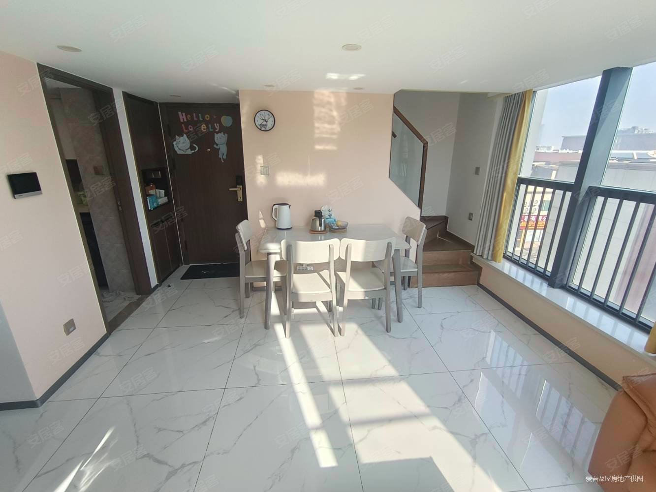 融创玖玺台(商住楼)3室2厅2卫61.35㎡东北58万