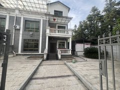 鹰潭贵溪贵溪城区联排别墅1-3层带院子独门独户 好停车 是居家的出租房源真实图片