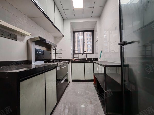 南安南安市区中骏世界城华创幸福鲤华创幸福鲤 4室2厅2卫  电梯房 精装修112平米出租房源真实图片