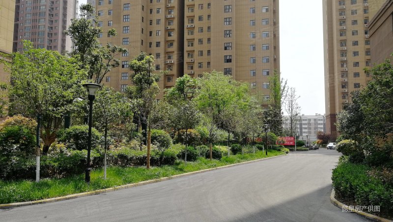 单价7900两梯三户全明户型边户带储藏室全屋地暖能看河景,滨河御景苑