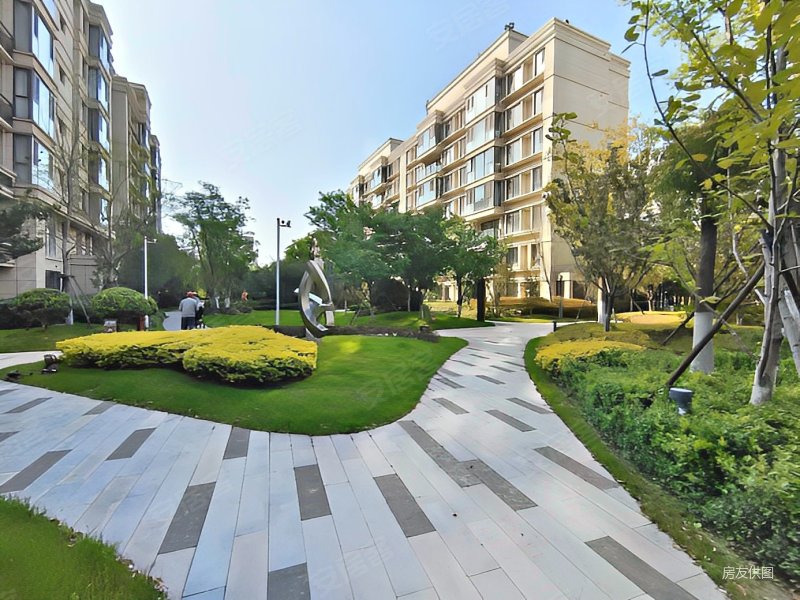 南京房产网>南京二手房>建邺二手房>江心洲二手房>洲岛家园芳华苑>