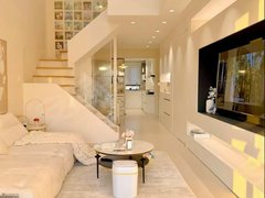 乐山市中万达广场月租1350 万达广场跃层精装一室一厅 拎包入住出租房源真实图片