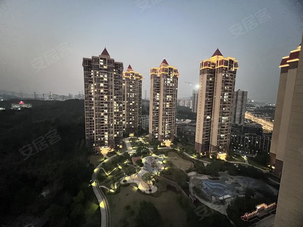 广州增城永和奥园誉峯免停车费,奥园三房交楼标准,超宽楼距,可配部分