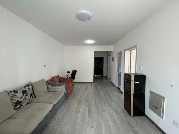 天津河西梅江津铁泽苑津铁泽苑 医大二院地铁旁 紧邻第四中学红星