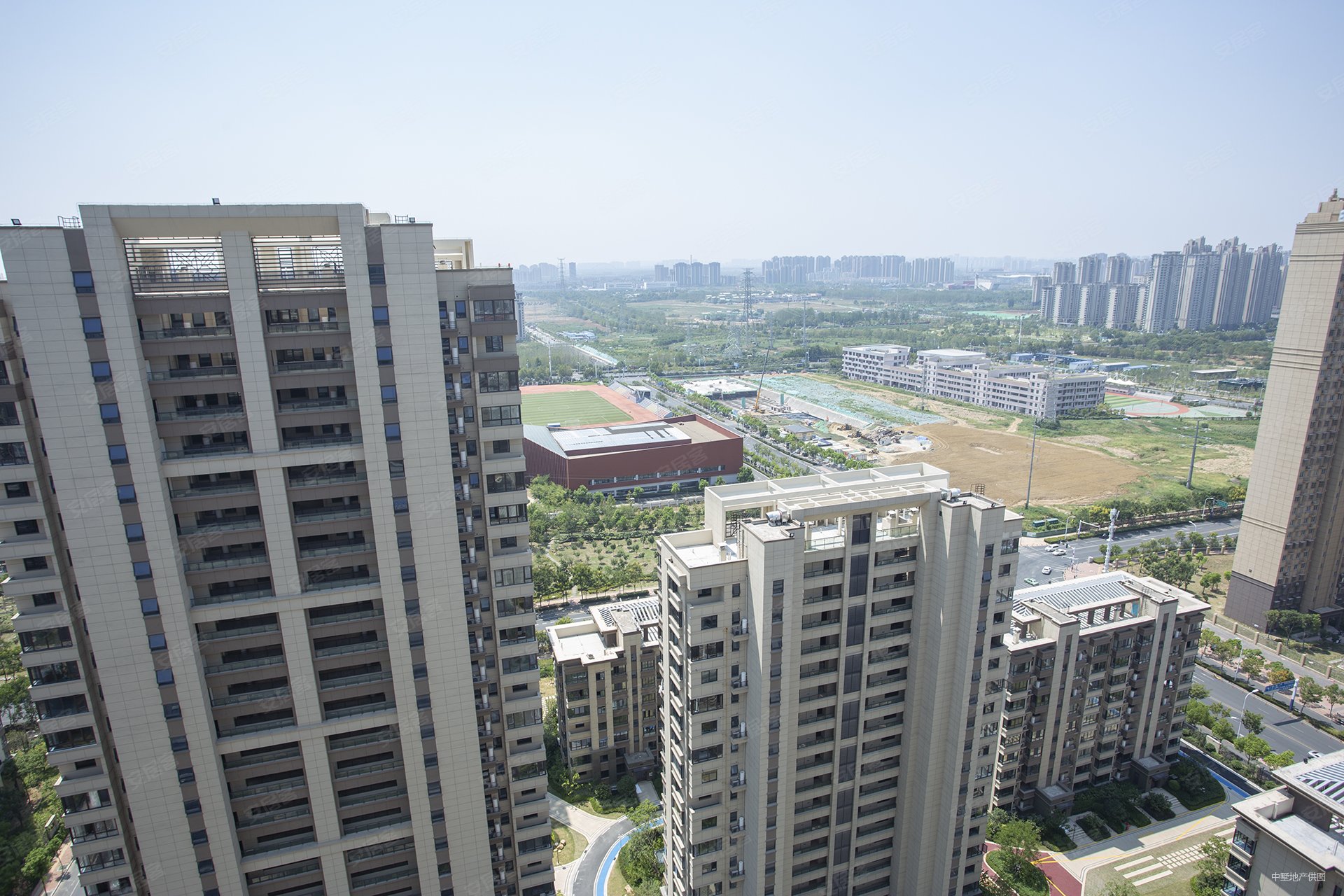 急卖 地铁口 冷暖双供 高品质住宅 很诚心出售 随时看房,城建琥珀东华