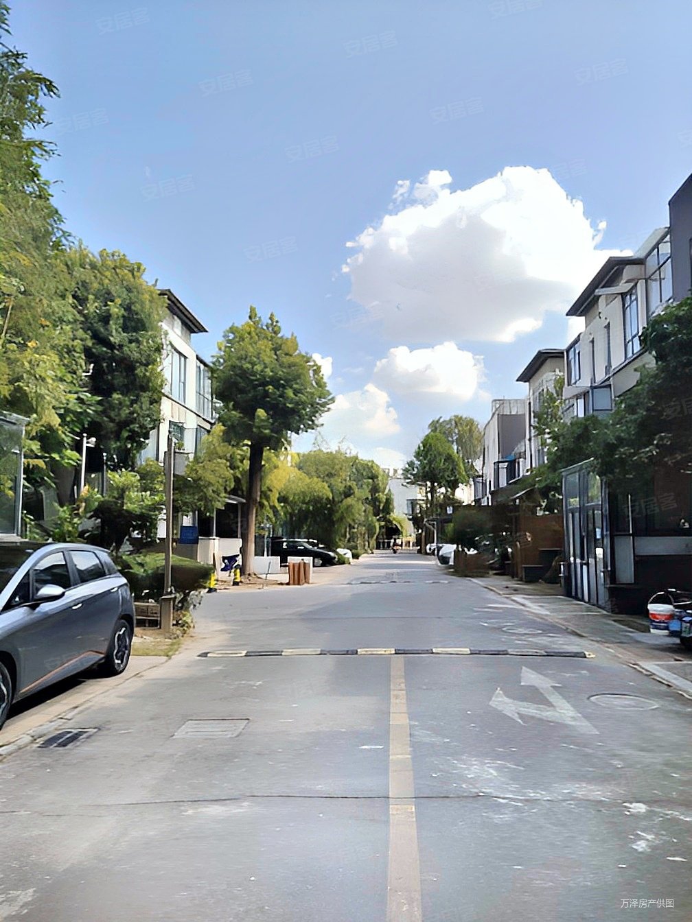 房产网>昆山二手房>花桥二手房>香榭丽大道二手房>绿地21城e区(别墅)>