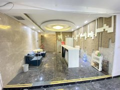 郑州郑东新区CBDCBD地铁口直播间出租价格便宜随时看房,6个直播间一个老总室出租房源真实图片