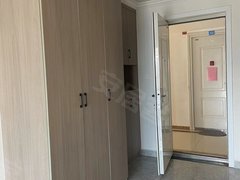 闲山悦 电梯精装公寓  可短租 家具家电齐 可做饭 干净卫生