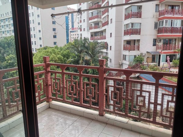 福州鼓楼五四路国色天香捡漏特惠靓房,省体五四路树兜地铁站带阳台